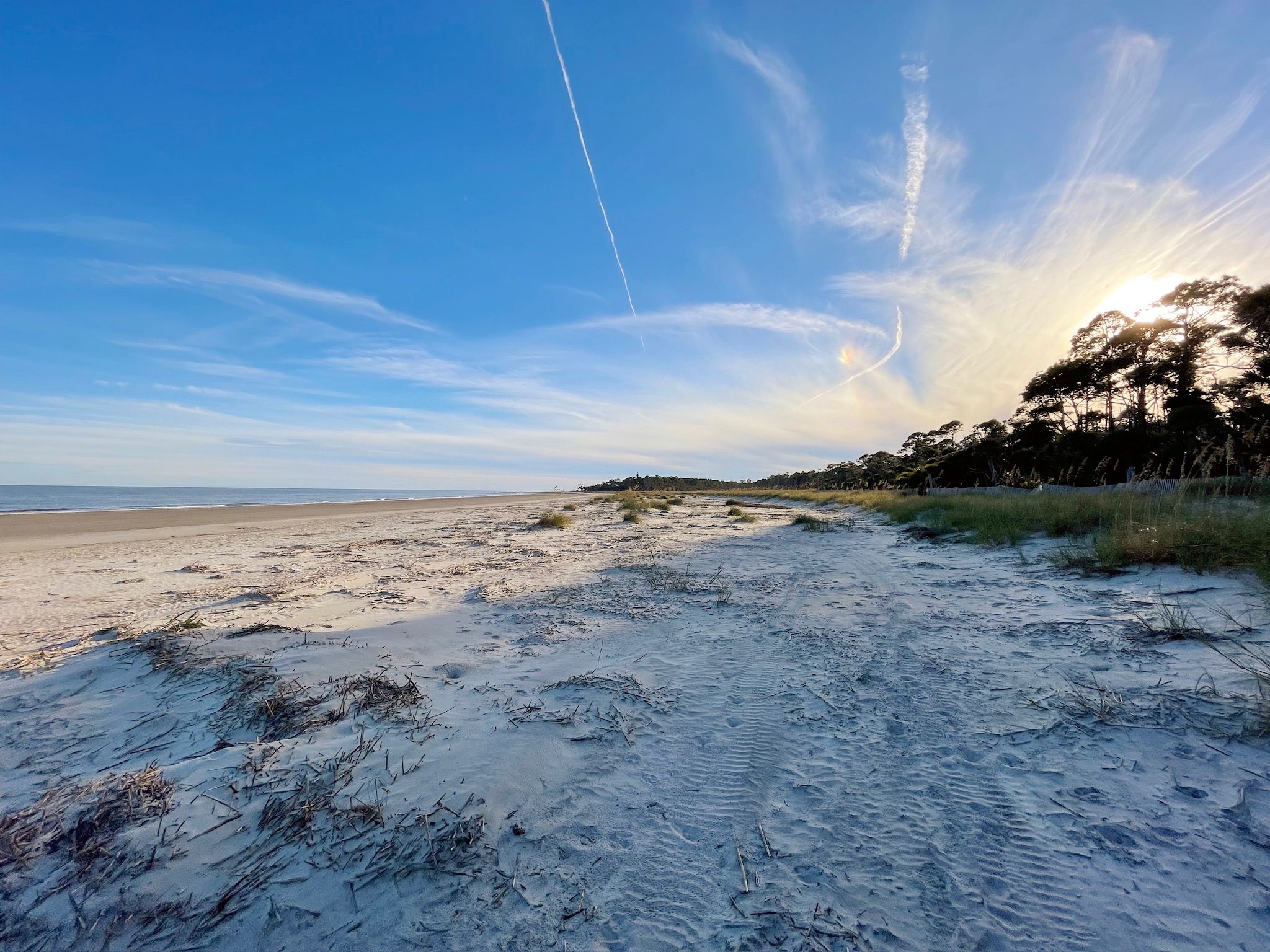 Hunting Island beach scene