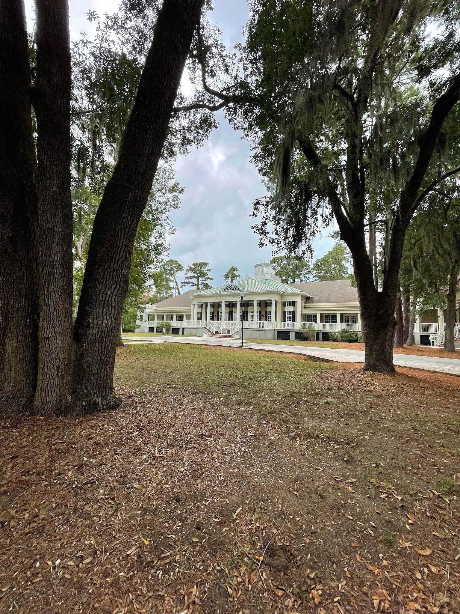 The Melrose Resort, abandoned