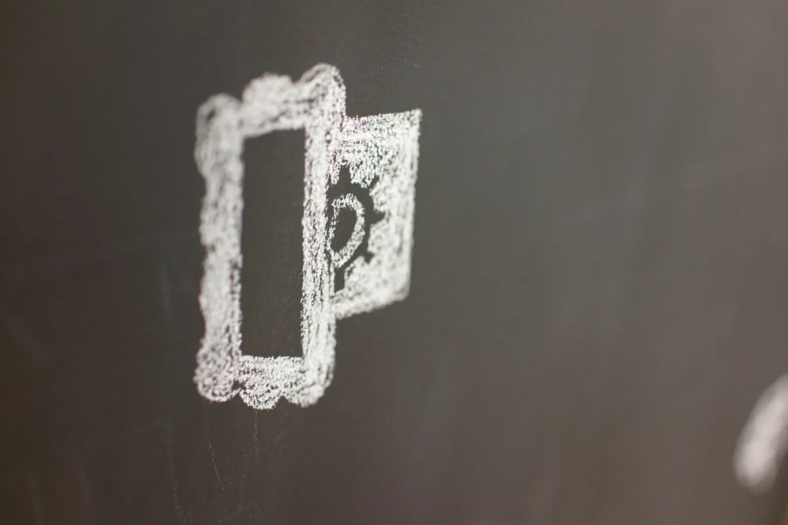 Layervault Logo Chalk