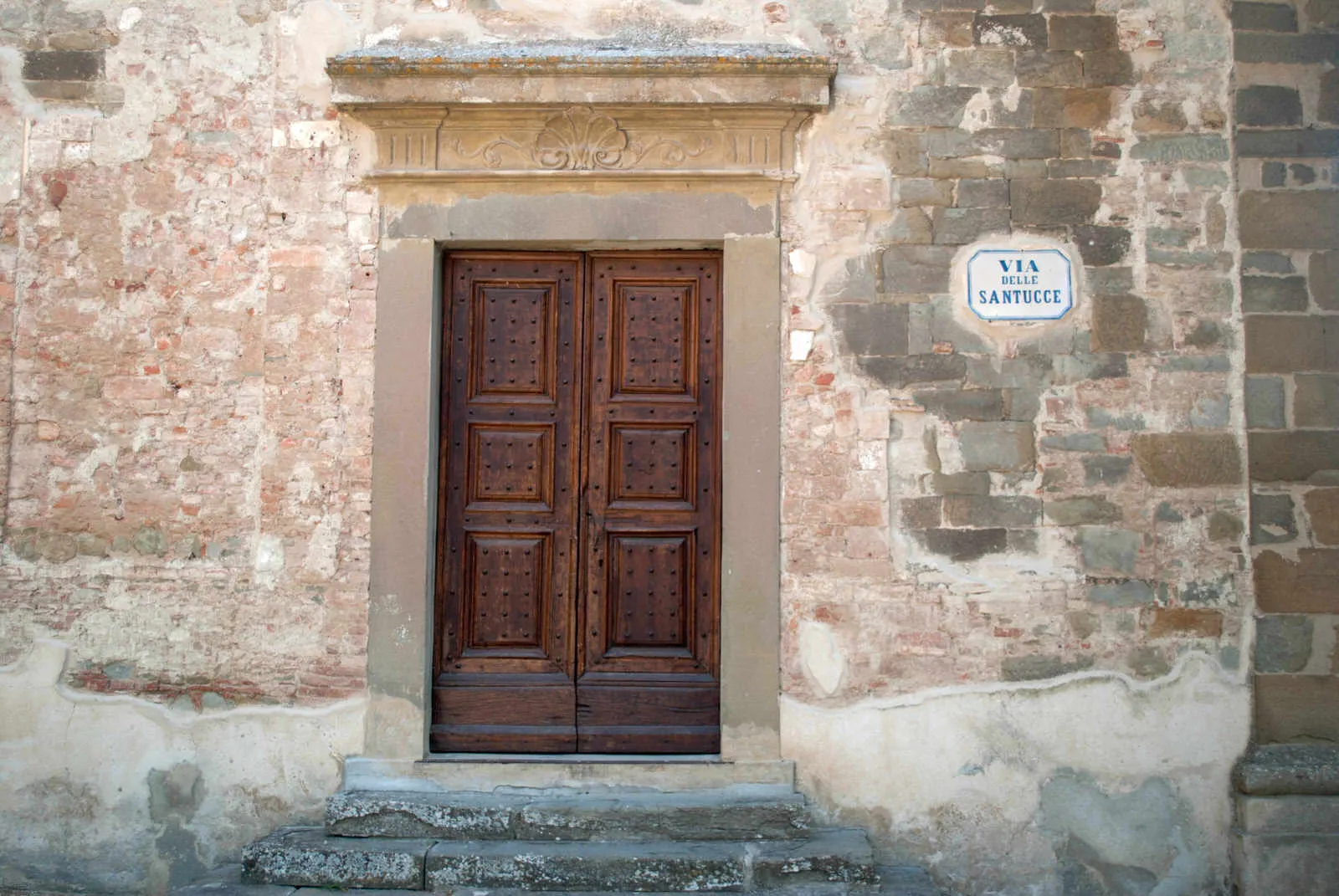 Doorway to the University of Georgia's Cortona Campus